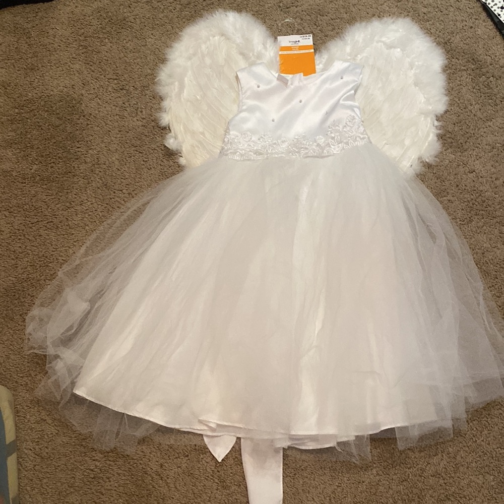 Kids collection size 6 flower girl dress W/ white feather angel wings HALLOWEEN